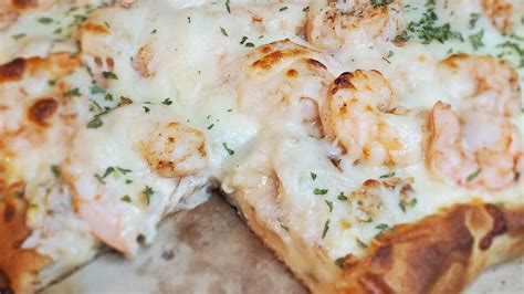 Easy Seafood Pizza Youtube