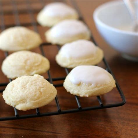 Vanilla Butter Cookies A Simple Sugar Drop Cookie Thats Soft In The