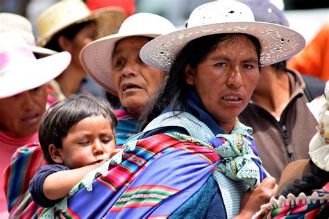 Nuevos Mecanismos Para La Defensa De Las Mujeres En Bolivia La Época