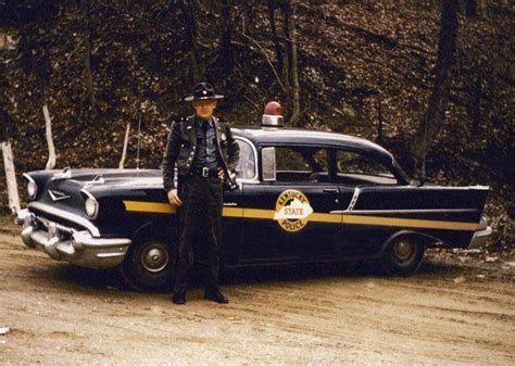 These 20 Photos Of Kentucky In The 1950s Are Mesmerizing Police Cars
