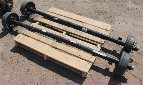 2 Rockwell American 3 500 Lbs Trailer Axles With Brakes In Sublette