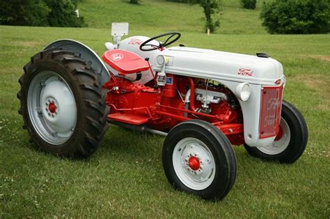 8n Ford Tractor 1952 Ford 8n Restoration Page Outdoors Pinterest