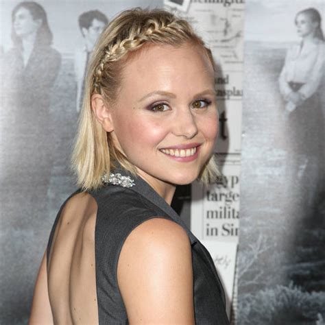 Alison Pill Topless Tweet Haunted Me For Months Celebrity News