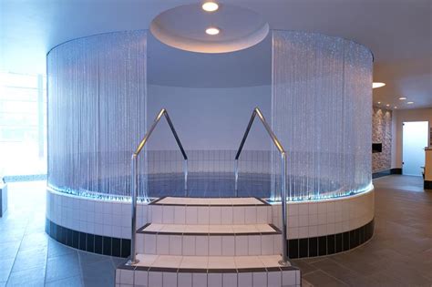 Zahlreiche ausgeschilderte wanderwege führen sie durch die einzigartige natur des biosphärengebiets schwäbische alb. AlbThermen Bad Urach