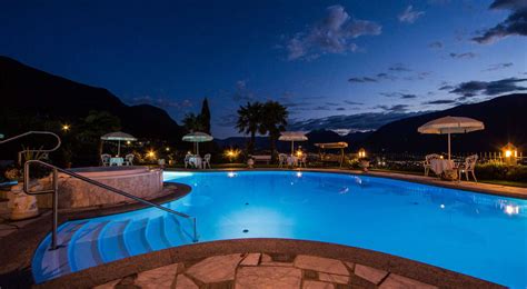 Romantische Abendstimmung Hotel Lagrein Scena Schenna • Holidaycheck Südtirol Italien