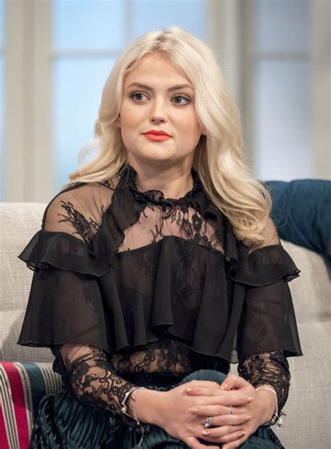 ‘coronation Street Bethany Platt Actress Lucy Fallon Reveals She Hasn