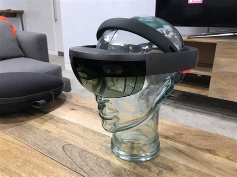 Microsoft Hololens Hands On Review Is Mixed Reality The Future