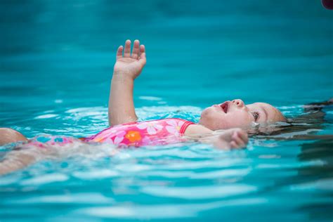 Baby Swim Lessons Popsugar Moms