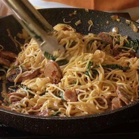 Coterie member maria lichty knows how to do a fast, fresh meal. Bacon Sausage Sun Dried Tomato Angel Hair Pasta | Small ...