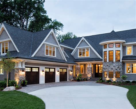 Best 20 Traditional Exterior Home Ideas And Decoration Pictures Houzz