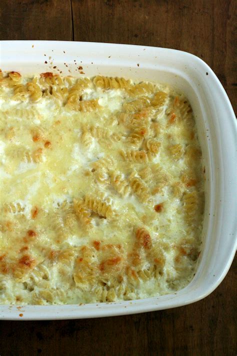 One heaping cup of comfort food for just under 400 calories. The Merry Gourmet comfort food: four cheese macaroni and cheese - The Merry Gourmet