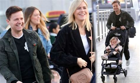 Declan donnelly age, baby, biography, height, house. Declan Donnelly pictured with wife and baby as he jets off ...