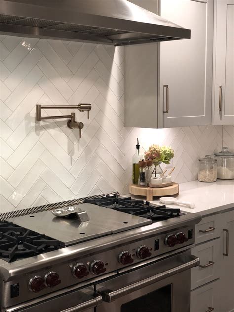 Subway Backsplash With Herringbone Accent Financingbydesign