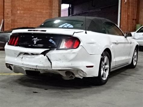 2015 Ford Mustang Convertible Damaged Wrecked Only 17k Miles Priced To