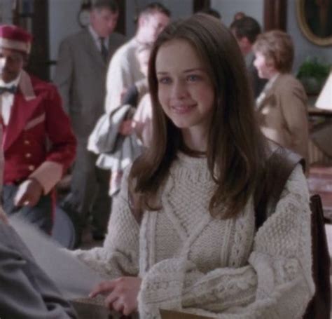 Pin By Alice Ns On Pfp Rory Gilmore Style Rory Gilmore Hair Glimore