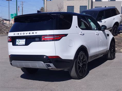 New 2020 Land Rover Discovery Landmark Edition Suv In Centerville