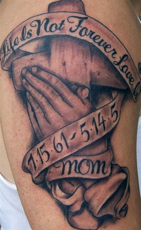 Designs You Should See Before Getting A Memorial Tattoo R I P Tattoos For Men Cross Tattoos