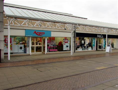 Argos And Mandco Yate Shopping Centre © Jaggery Cc By Sa20 Geograph