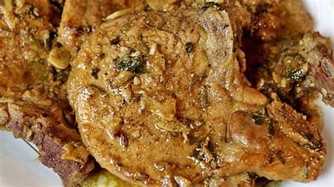 ¿la cocina fácil es tu favorita? Chuletas de cerdo al ajillo - YouTube