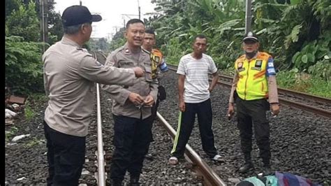 Jasad Lansia Perempuan Ditemukan Di Rel Kereta Api Bintaro Dengan Kondisi Mengenaskan Diduga