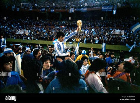World Cup 1978 Final Holland 1 Argentina 3 After Extra Time Argentine Fans Carry Daniel