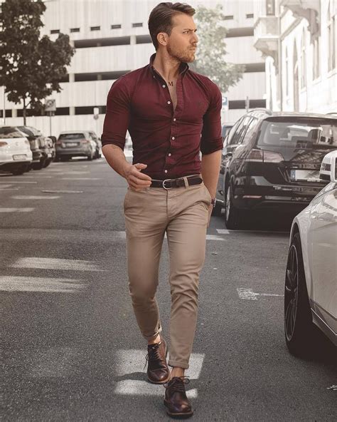 5 Khaki Chinos Outfits For Men Moda Masculina Casual Moda Informal