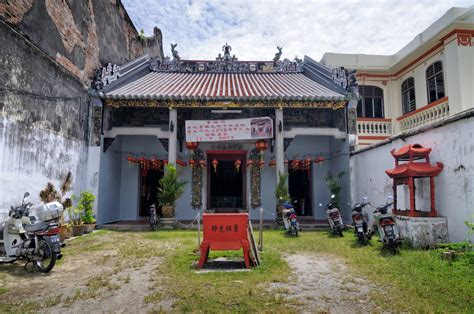 World heritage incorporates several divisions including the museum and exhibition division that administers exhibitions and museums of international stature including the tutankhamun exhibition and britain's award winning dinosaur museum. Loo Pun Hong (Carpenters' Guild) - George Town World ...