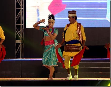 Priyanka Karki Taught Sahana Bajracharya And The Viewers To Dance In Amarpanchhi Video And