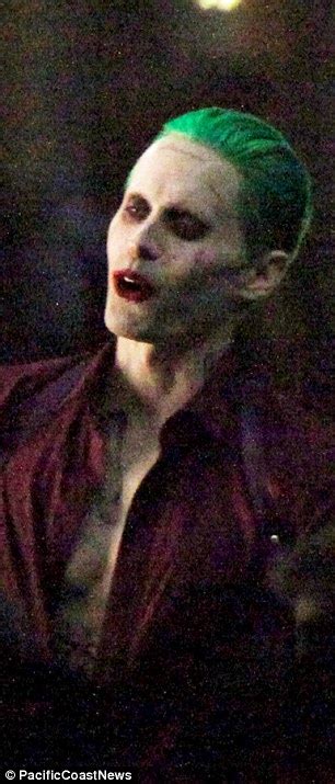 Jared Letos Full Joker Costume Revealed On Suicide Squad Set With Margot Robbie Daily Mail Online
