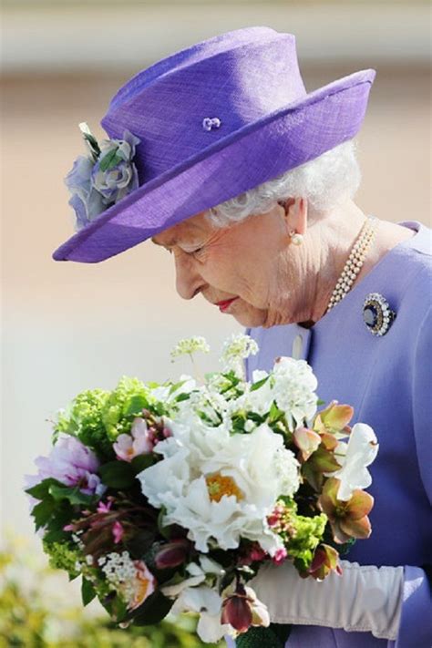 Our cest time zone converter will help you find and compare ciampino time to any time zone or city around the world. Queen Elizabeth II leaves from Ciampino Airport on April 3 ...