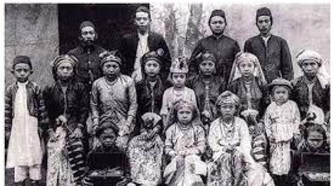 Mengenal 6 Suku Yang Mendiami Provinsi Jawa Timur Suarajatim Id Riset