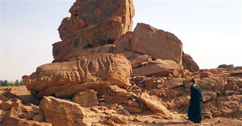 A metal sculpture of camels near borrego springs, ca. Ancient Artists Carved Camels in Saudi Desert's Stone ...