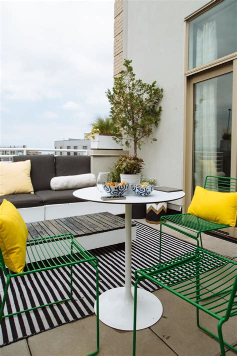 16 Apartment Patio Ideas How To Decorate An Apartment Patio