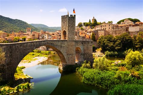 Espanha Besalú Imperdível Cidadezinha Medieval Da Catalunha Viagem