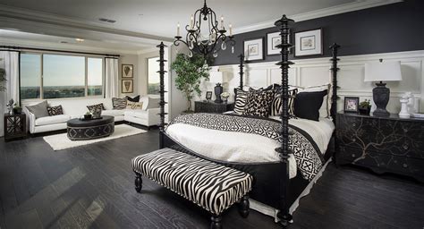 A master bedroom doesn't have to be huge, but it does need to offer the amenities you need. The basics of master bedroom design - The Open Door by Lennar