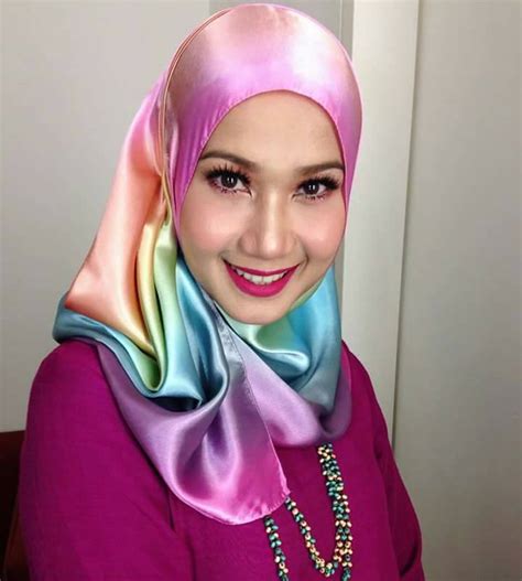 Malaysian Tudung Satin Fashion 705 Malaysian Baju Kurung Gambaran