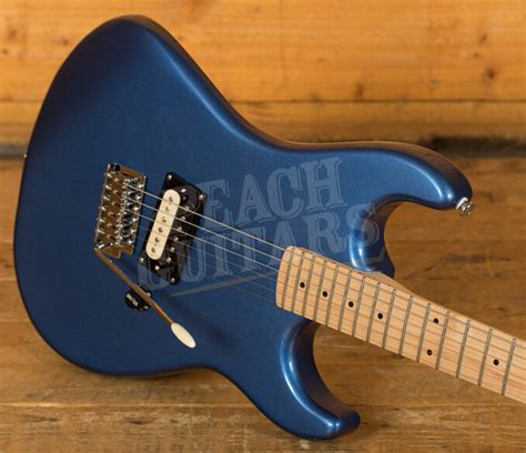 The baretta special from the kramer original collection is a great way for new players to discover one of the most influential guitars in rock history at a price anyone can afford! Kramer Baretta Special - Candy Blue Maple - Peach Guitars