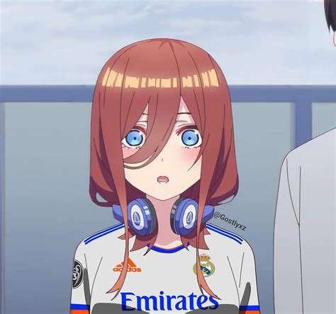 Miku Camiseta Real Madrid Seni Anime Ilustrasi Karakter Gadis Animasi