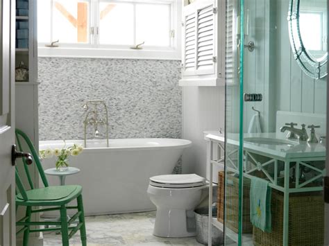 So many great ideas no matter the budget of skill level. 30 great ideas and pictures for bathroom tile gallery ...