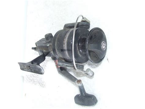 DIAWA 7000X SPINNING FISHING REEL VINTAGE LARGE NEEDS A SERVICE AND