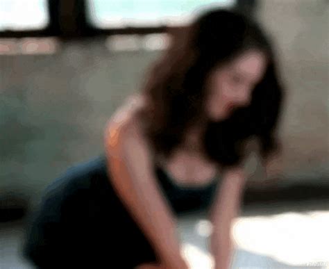 Alison Brie Eyes Gif Find Share On Giphy