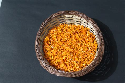 Send flowers to lucknow to your loved one. Buy Dried Marigold Orange Flower Petals | BloomyBliss ...