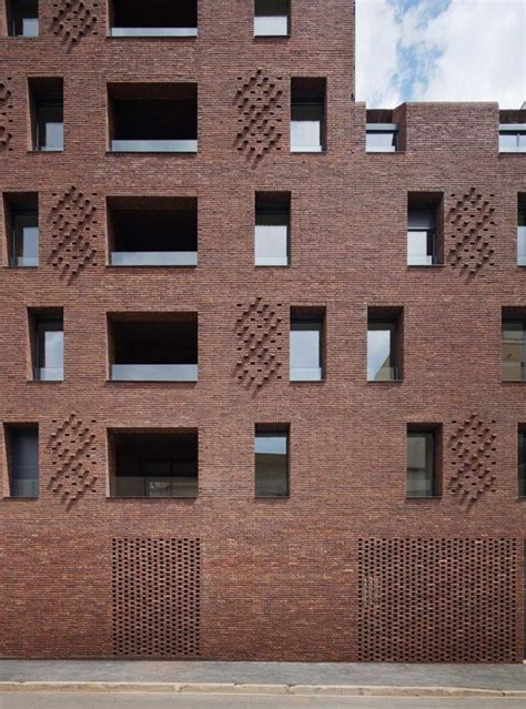 Bricks Decoded High Rise Brick Masonry Architecture With Images Social Housing Brick