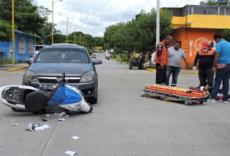 Motociclista Se Impacta Con Autom Vil En Tierra Blanca Result Herido