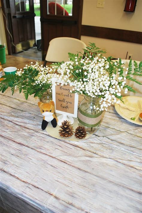 Cute as a button theme, woodland theme, circus theme, twinkle twinkle little star theme, book theme, princess theme, and more! Woodland theme baby shower Centerpieces. | Woodland baby ...