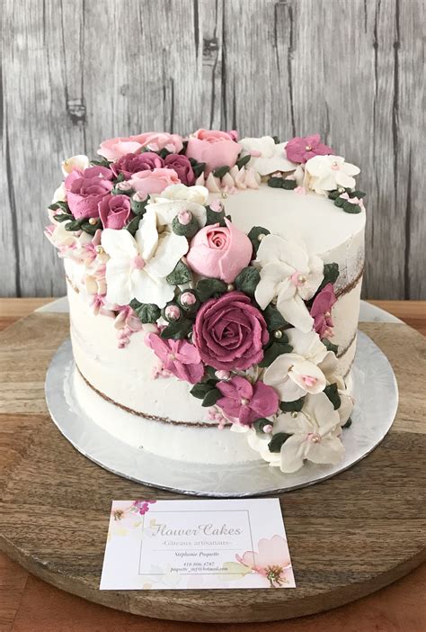 bí quyết decorating cake with flowers để trang trí bánh kem đẹp mắt với hoa