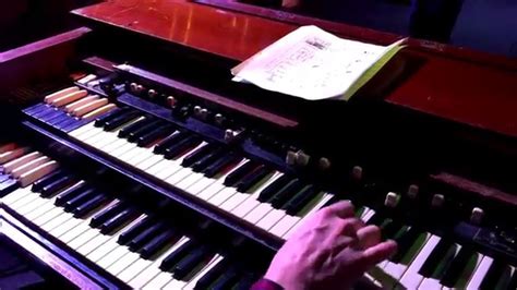 Gregg Allman Keyboardist Peter Levin Demonstrates The Hammond B3 Organ
