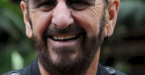 Ringo Starr Sa Biographie Filmographie Et Quelques Photos