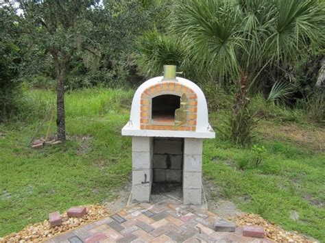 The indoor home pizza oven gallery is dedicated to indoor brick pizza oven images. Backyard Brick Pizza Oven Unfinished