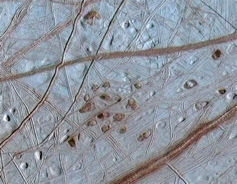 Juno Measures How Much Oxygen Is Being Produced By Europa